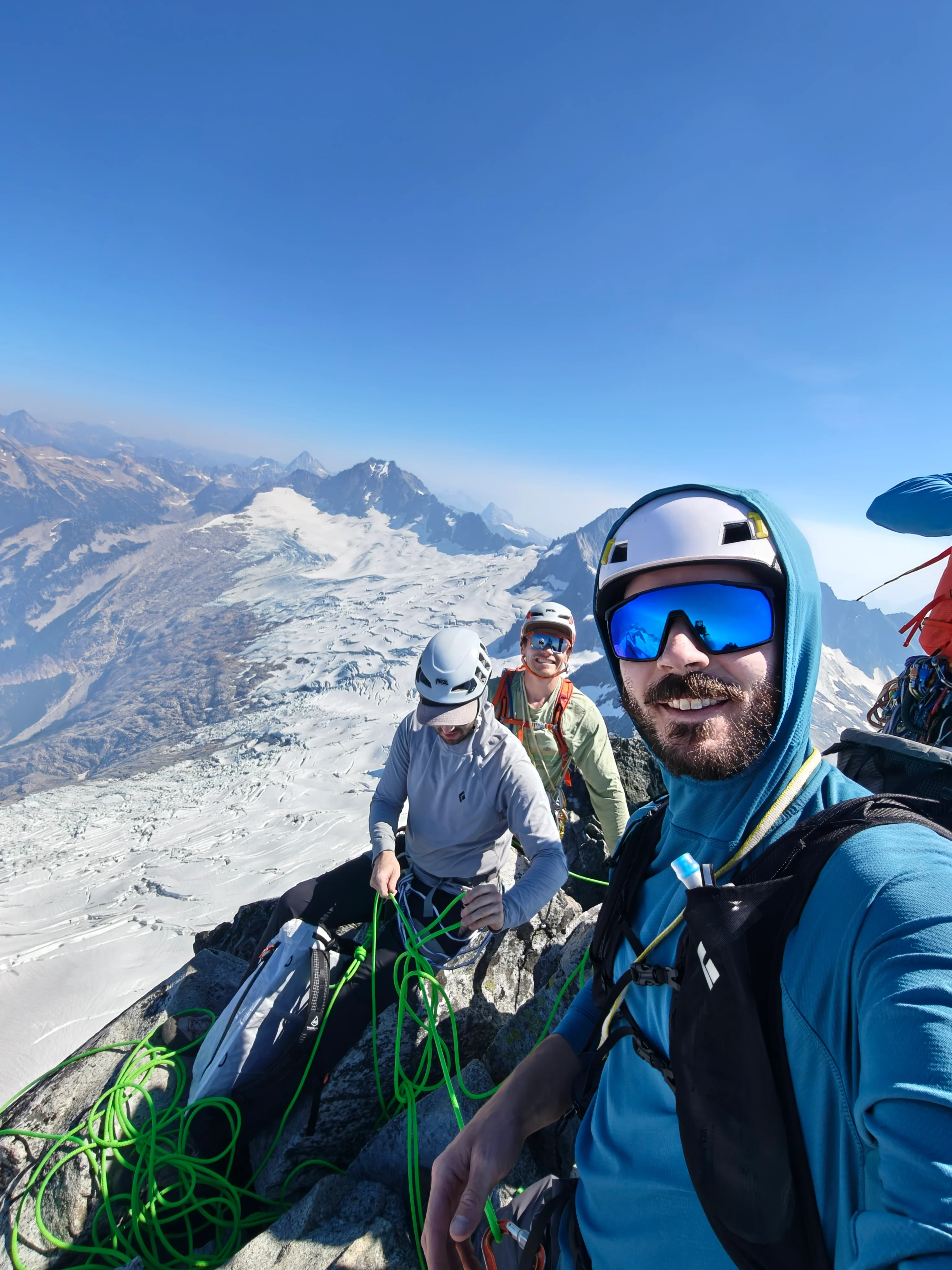 36 summit selfie